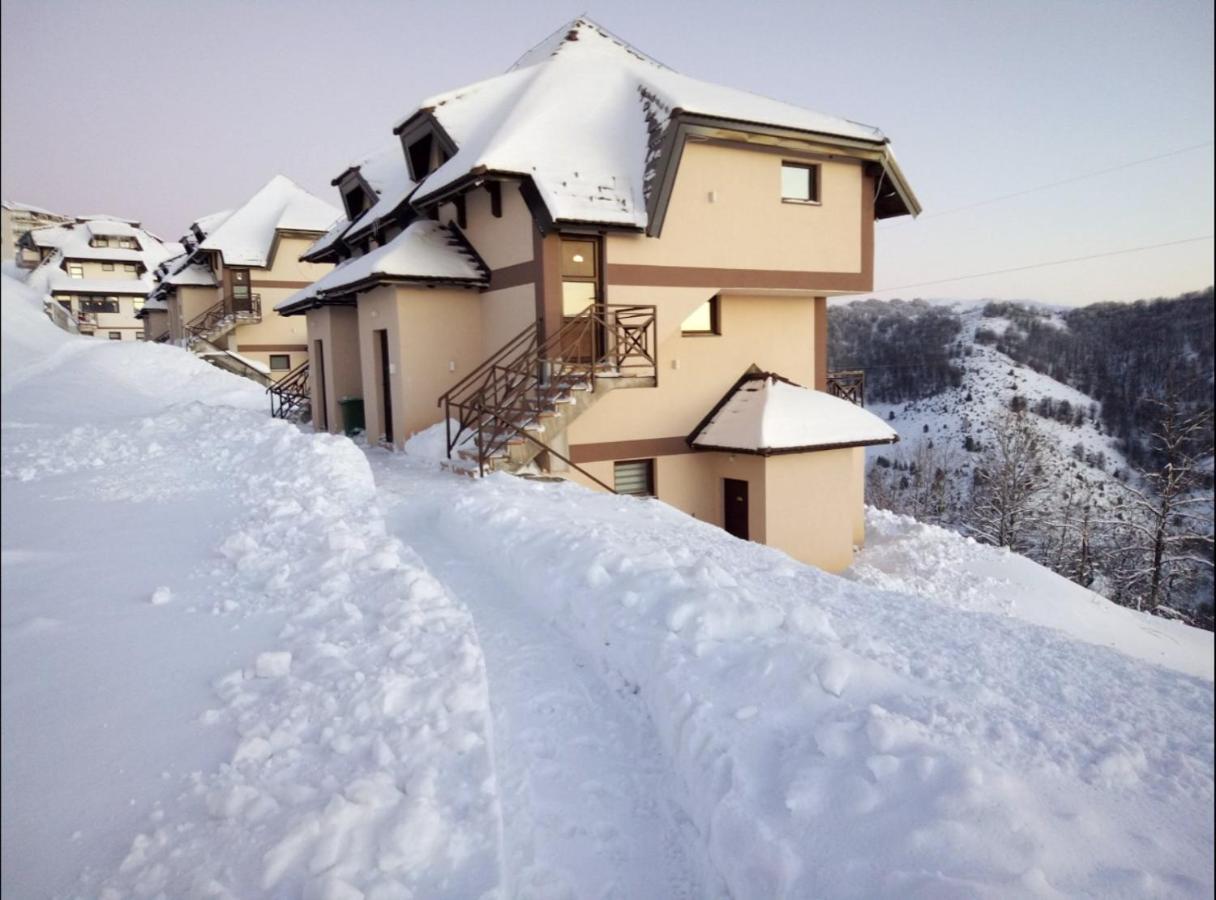 Apartmani Krstojevic コパオニク エクステリア 写真